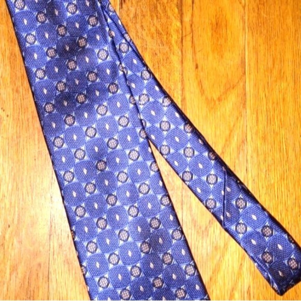 CM Gold Series Handmade Royal Blue 100% Silk Neck Tie - Picture 2 of 4
